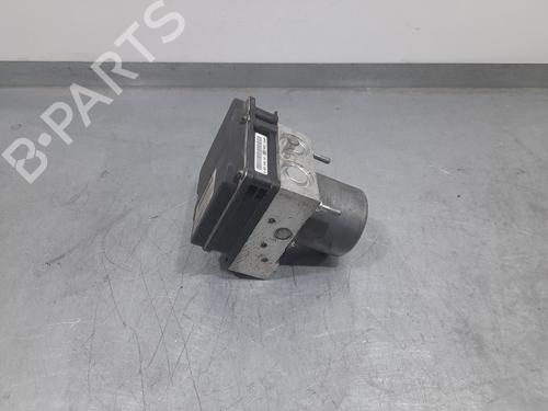 Used ABS pump TOYOTA COROLLA Verso (ZER_, ZZE12_, R1_) 2.2 D-4D (AUR10_, AUR10R) (136 hp) 26182174