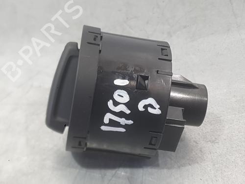 Headlight switch VW POLO VI (AW1, BZ1, AE1) 1.0 TSI | BP33674697I24 - Image 2