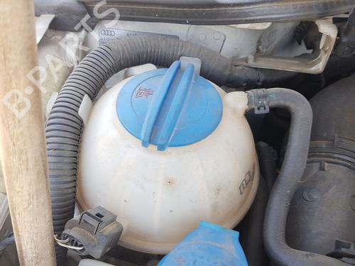Used Expansion tank AUDI A3 (8P1) 1.9 TDI (105 hp) 25604215