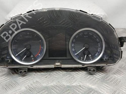 Used Instrument cluster TOYOTA AURIS (_E18_) [2012-2018]  26460796