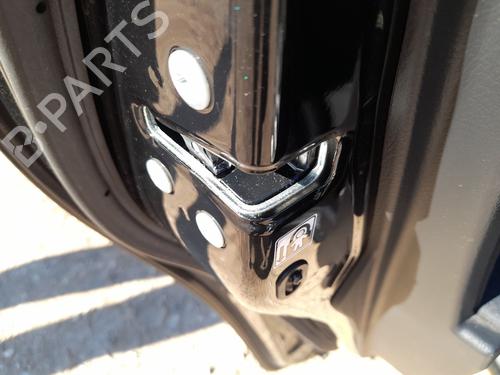 Used Rear left lock TOYOTA AURIS (_E18_) 1.4 D-4D (NDE180_, NDE180R) (90 hp) 30710560