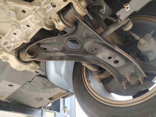 Used Left front suspension arm VW GOLF VI (5K1) 1.6 TDI (105 hp) 22638370