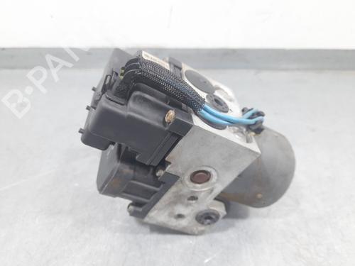 Used ABS pump NISSAN PRIMERA Hatchback (P11) 2.0 TD (90 hp) 31014934