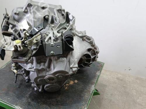 Used Gearbox TOYOTA AVENSIS Estate (_T27_) 2.0 D-4D (ADT270_, ADT270R) (124 hp) 24673621
