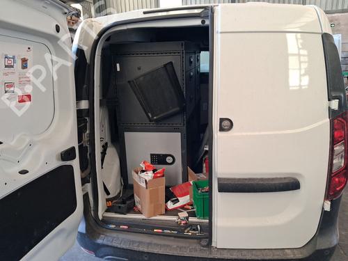 Used Right tailgate Right tailgate 38174240 38174240