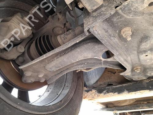 Used Right front suspension arm CITROËN C3 AIRCROSS II (2R_, 2C_) 1.2 PureTech 82 (2RHMRC, 2RHMZB) (82 hp) 26182410