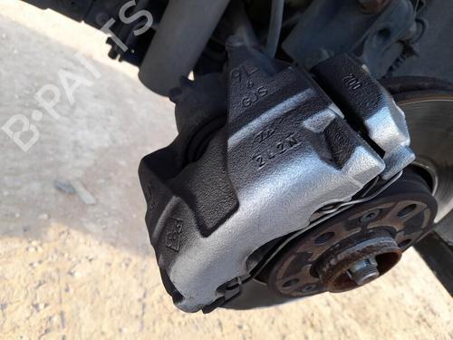 Venstre bremsekaliber foran RENAULT MEGANE III Grandtour (KZ0/1) 1.5 dCi (KZ1M, KZ1W, KZ0R) (106 hp) 28418329