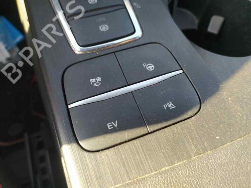 Used Switch FORD KUGA III (DFK) [2019-2025]  22644911