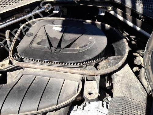 Used Air filter box Air filter box BMW X5 (E70) xDrive 40 d (306 hp) 33426422 33426422
