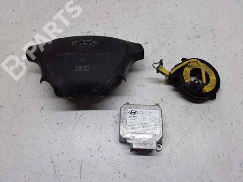 Used Driver airbag HYUNDAI H-1 Van (A1) 2.5 TD (101 hp) 3345771