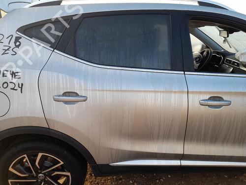 Used Right rear door MG MG ZS SUV (AZS1) 1.0 T-GDi (111 hp) 29592226