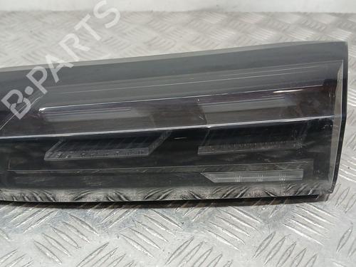 Used Right tailgate light PEUGEOT 2008 II (UD_, US_, UY_, UJ_, UR_, UC_) 1.2 PureTech 100 (USHNK) (101 hp) 30027975