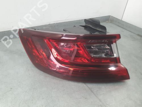left-taillight-renault-megane-iv-hatchback-b9amn_-2015-38073566 main image