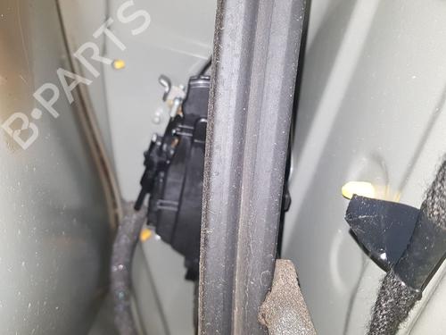 rear-left-lock-nissan-micra-v-k14-2016-33431199 main image