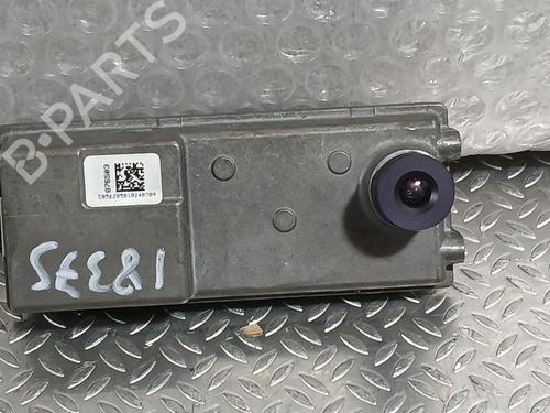 camera-renault-megane-iv-hatchback-b9amn_-2015-40534324 main image