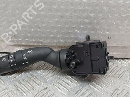 Forlygtekontakt TOYOTA YARIS (_P21_, _PA1_, _PH1_) 1.5 Hybrid (MXPH11) (92 hp) 30001186