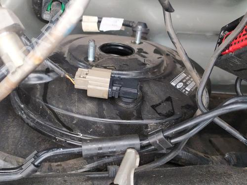 Used Servo brake Servo brake FORD FOCUS III 1.0 EcoBoost (125 hp) 32725627 32725627