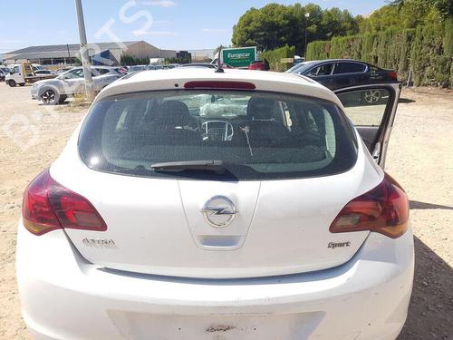 Bakluke CC/Kombi-Kupé OPEL ASTRA J (P10) 1.6 (68) (115 hp) 29247422