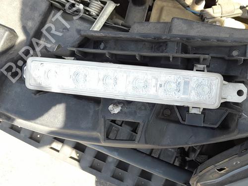 Used Right daytime light Right daytime light 39406462 39406462