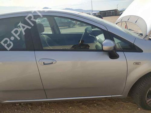 Used Right front door FIAT GRANDE PUNTO (199_) [2005-2025]  26217327