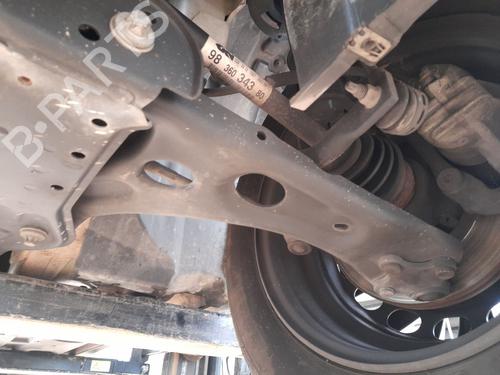 Used Left front suspension arm PEUGEOT 208 II (UB_, UP_, UW_, UJ_) 1.2 PureTech 75 (75 hp) 31015223