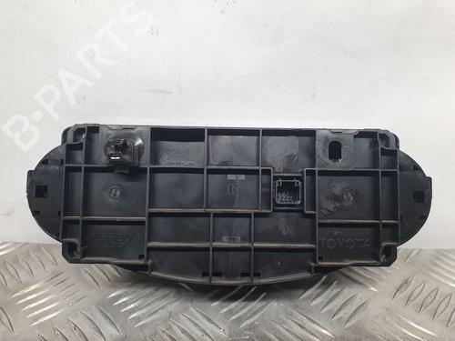 Climate control TOYOTA YARIS (_P13_) 1.5 Hybrid (NHP130_, NHP130) | BP10361823I5 