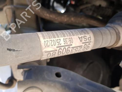 Used Right front driveshaft PEUGEOT 208 II (UB_, UP_, UW_, UJ_) 1.2 PureTech 100 (101 hp) 26135889