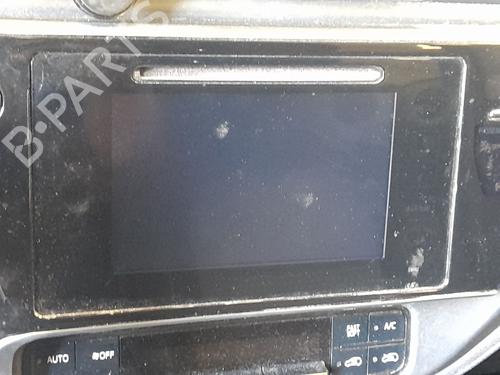 Used Radio Radio 37218188 37218188