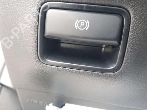 Used Hand brake MERCEDES-BENZ GLA-CLASS (X156) GLA 200 (156.943) (156 hp) 16771206