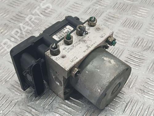 Used ABS pump RENAULT MEGANE II Coupé-Cabriolet (EM0/1_) [2003-2010]  16525071