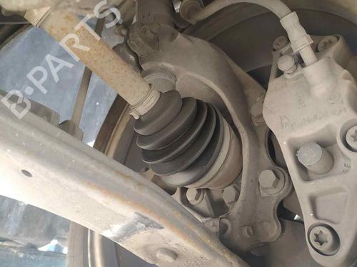 Used Left front steering knuckle VOLVO V40 Hatchback (525) D3 (150 hp) 24676371