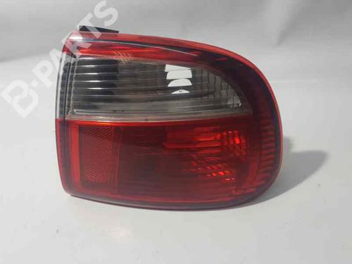 Right taillight SEAT TOLEDO II (1M2)  | BP830132C35 