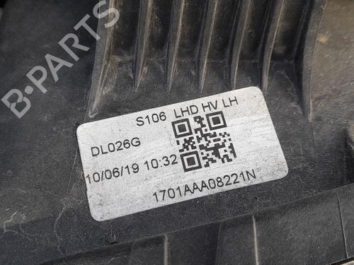 Venstre forlygte MAHINDRA KUV100 (K1) 1.2 VVT (87 hp) 30153983