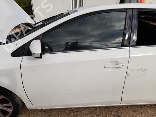 Used Left front door TOYOTA AURIS (_E18_) 1.4 D-4D (NDE180_, NDE180R) (90 hp) 30154737