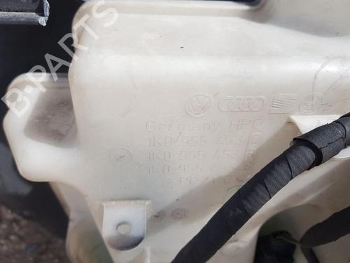Used Windscreen washer tank VW GOLF VI (5K1) 1.6 TDI (105 hp) 25490387