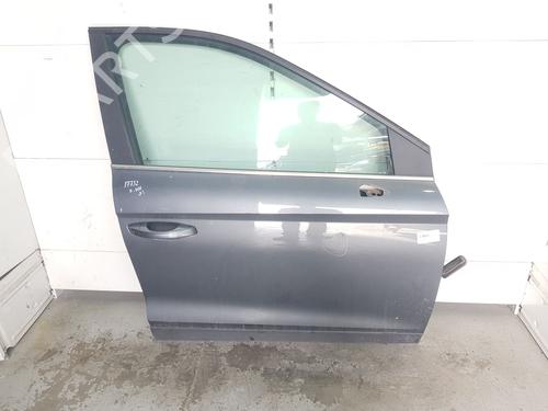 Used Right front door Right front door 37216635 37216635