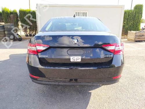 Right front fog light SKODA SUPERB III (3V3) 2.0 TDI | BP8295759C31 