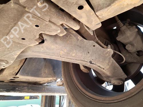 Used Left front suspension arm RENAULT SCÉNIC II (JM0/1_) 1.5 dCi (JM1E, JM16) (106 hp) 27517130