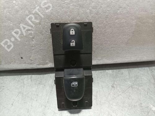 Used Right front window switch RENAULT KADJAR (HA_, HL_) [2015-2025]  16158068