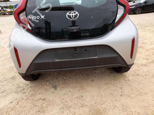 Używane Zderzak tylny TOYOTA AYGO X (_B7_) 1.0 VVT-i (KGB70) (72 hp) 30200838