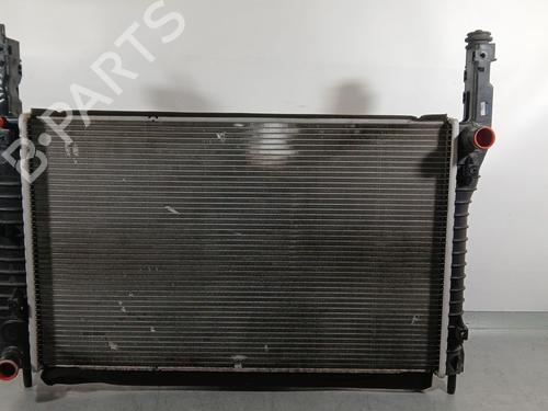 Used Water radiator Water radiator CHEVROLET CAPTIVA (C100, C140) 2.0 D 4WD (150 hp) 33955410 33955410