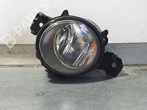 right-front-fog-light-bmw-x3-e83-xdrive-20-d-13101610-89203663-valeo-2003-2004-2005-2006-2007-2008-2009-2010-2011-10078853 main image