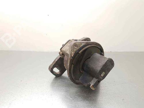 Used Ignition distributor NISSAN PRIMERA Hatchback (P11) 2.0 16V (115 hp) 8734394