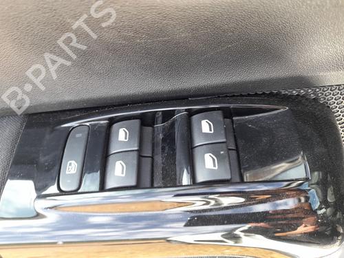 Used Left front window switch CITROËN C3 III (SX) 1.2 VTi 82 (82 hp) 30935181