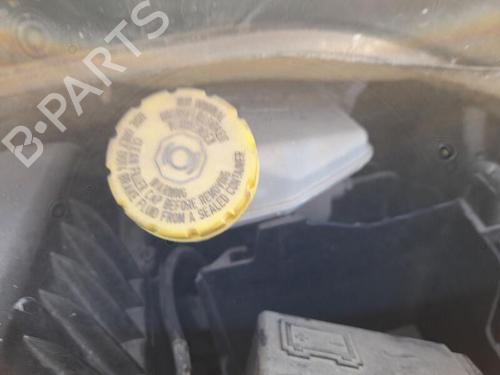 Used Brake master cylinder PEUGEOT 207 (WA_, WC_) 1.4 (75 hp) 27320776