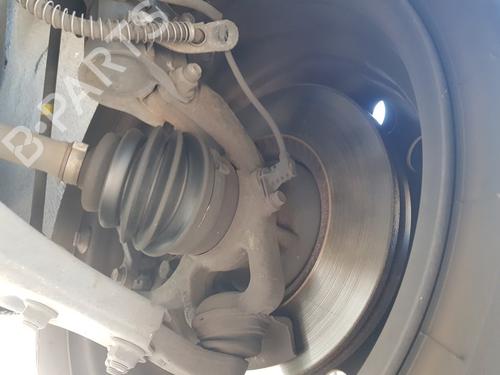 Used Left front steering knuckle HYUNDAI i30 (FD) [2007-2012]  16035695