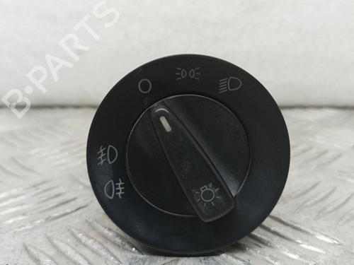 Used Headlight switch SKODA FABIA II (542) [2006-2014]  14918857