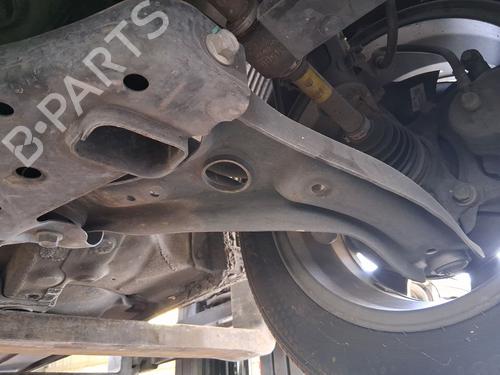 Used Left front suspension arm Left front suspension arm 38203370 38203370