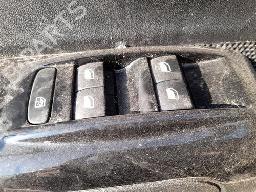 Used Left front window switch CITROËN C3 / C3 ORIGIN III (SX) 1.2 VTi 82 (82 hp) 28296861