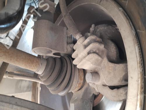 Used Left front steering knuckle PEUGEOT 5008 (0U_, 0E_) 1.6 HDi (110 hp) 29917790